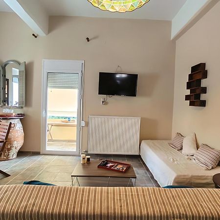 Villa Nelparadi Plátanos Екстериор снимка