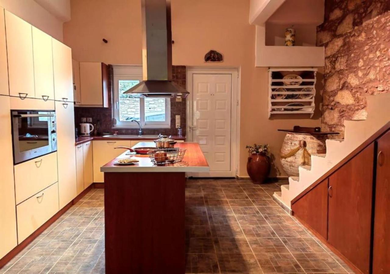 Villa Nelparadi Plátanos Екстериор снимка