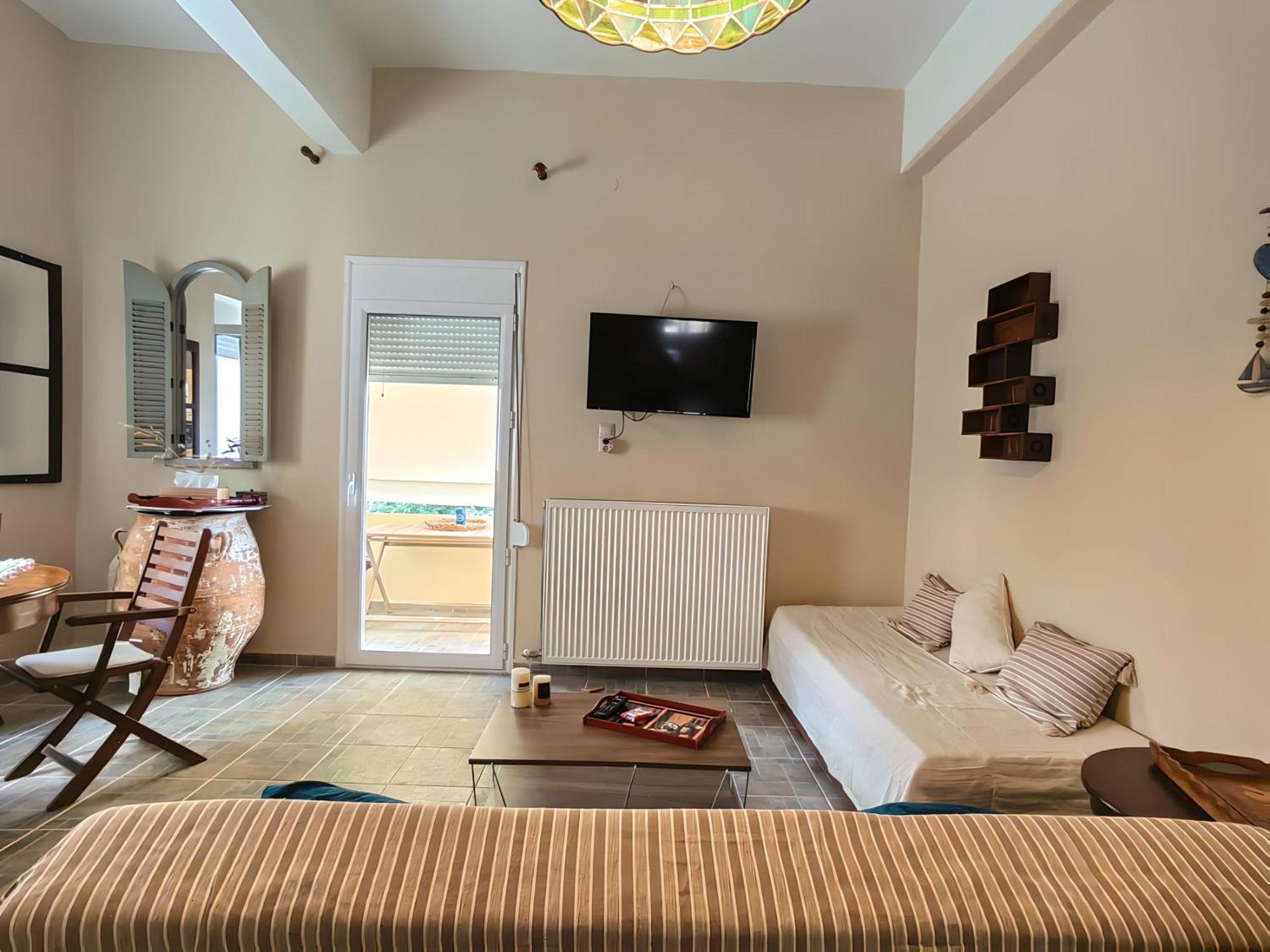 Villa Nelparadi Plátanos Екстериор снимка